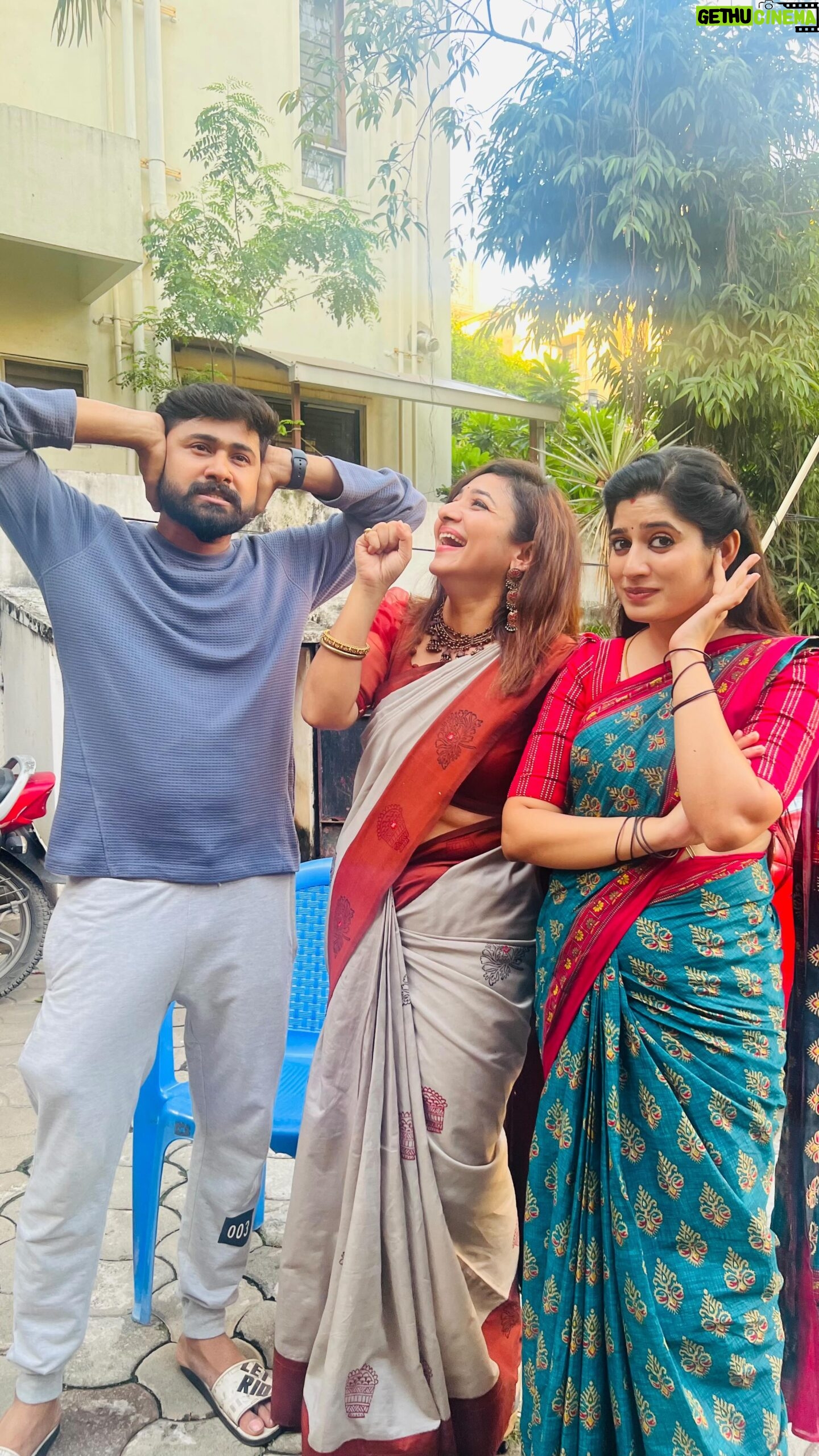 Priya Prince - 4.8K Likes - Paatu padavaaaaa 🤓soon going to be singer 🎤🎤🎤
.. @aravish_glitzy @shambhavy_gurumoorthy_official
..
#ree #reelsinstagram #singer #fun #happy #love