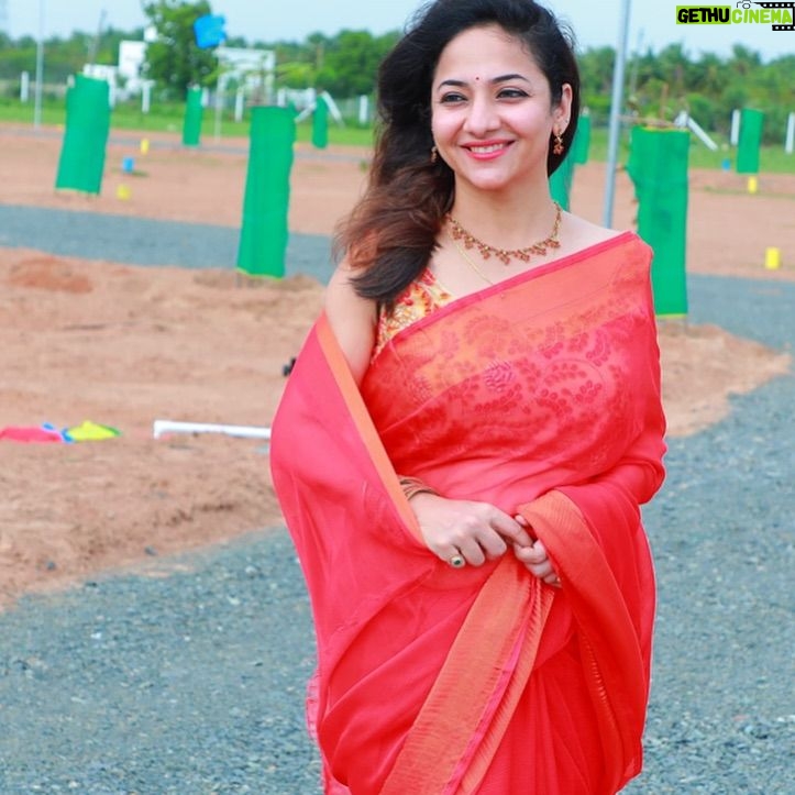 Priya Prince - 1.7K Likes - ❤️❤️❤️
…
…
…
…
Saree from @rktextilessarees