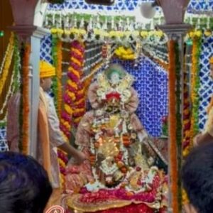 Priyanka Pandit Instagram - #radheradhe #vrindavan #radhikavallabh💖💙🇮🇳

#charan #radhikavallabh #Vrindavan ❤️

#radhe #radhe #krishna💙💖🙏🏻✨ 

@shriradhikavallabhmandir 🙏🏻💙❤️🥀

#instagood #instagram #instalike 🙏🏻🙏🏻
#insta #instadaily #reels 💙💙💙
#reelsinstagram #yuvraj #ujjawalgoswami 
#radhikavallabh #radhikavallabhtemple 
#radhikavallabhmandir #radhikavallabhlal 
#vrindavan #vrindavandham #bankeybihari 
#radhavallabh #radhikavallabh
#shrihitujjawalgoswami #yuvraj #vivah 
#shrihitujjawalgoswami #fyp #facebookreels 
#trending #trend #facebook