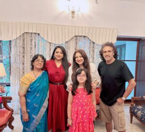 Priyanka Upendra Instagram - Amma, Omi & I enjoyed meeting such a loving and down-to-earth couple,  @priyanka_upendra and @nimmaupendra sir at their home in Bengaluru 🥰
Priyanka made us delicious food and Uppi sir ordered melt-in-your-mouth Mysore Pak for Omi ❤️👌🏼
Blessed to be associated with this beautiful couple to help our society.