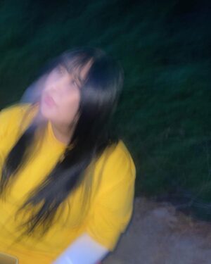 Pung-ja Instagram - 심령사진처럼 찍어놓고 MZ세대는 요즘 이렇게 찍는단다…. 참 내..