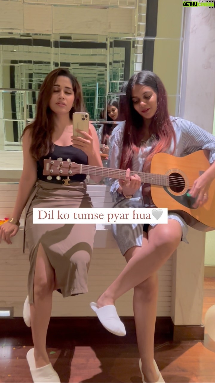 Purneima Day - 1K Likes - Random jammings are fun🤍
.
.
.
.
.
.
.
.
.
.
#happybirthday #coversong #guitarcover #girlsparty #girlsdayout #happyday #spreadlove #positivevibes #viral #trending #trendingsong #instagood #meta #taj