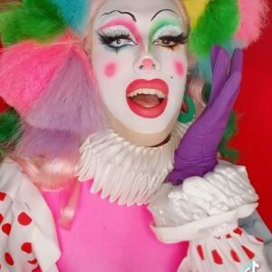 Pythia Instagram - Thanks @cirquedusoleil for having me as a guest last night for Kooza! 🎪🤡 What an incredible show and hospitality! Thanks to my bb @denimpusssy for lending me this look by @lucabaydar and hair from @glammylee! ✨