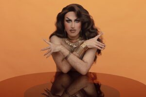 Pythia Instagram - Zeus’ new side chick that Hera is pissed about. 🧡🤎
Thanks so much @jeansebastiensenecal for these gorgeous shots and @poe.mtl for the assistance!