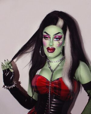 Pythia Instagram - Frankie Stein’s in Euphoria High 😳 Can I be your zombie big tiddy goth gf? 🥺💚 Haha! Love Monster High so wanted to have a go at it! Which character would you be from the series? 👀