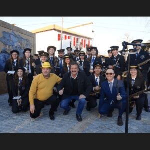 Quim Barreiros Instagram - É de coração emocionado que agradeço à família Cunha e à Fundação Santoinho pela homenagem na nova Praça das Concertinas. Por tudo que fizeram por mim e, mais importante ainda, por manterem vivos o folclore e valores minhotos, um grande OBRIGADO.
