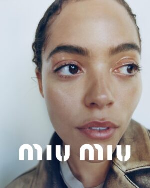 Quintessa Swindell Instagram - ⁣@MiuMiu⠀
⠀
Photography: @ZoeGhertner ⠀
Styling: @LottaVolkova⠀
⠀
#MiuMiu #MiuMiuSS23 ⠀
⠀