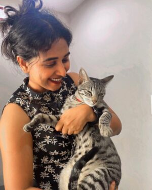 RJ Ananthi Instagram - “Time spent with cats is never wasted.” - Freud