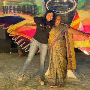 RJ Ananthi Instagram - தோழியாக தாயும்,
தாயாக தோழியும்! 
என்ன வாழ்க்க டா❤️❤️❤️