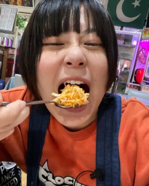 RaMu Instagram - 初めてパキスタン料理食べた！！！
ビリヤニめちゃくちゃ美味しい、、、！
なにこれ、、、初めて食べた！！！
んで辛い！！！！！！

 #いいねください
#八潮
#ビリヤニ
 #カラチの空 
 #パキスタン
 #パキスタン料理
 #ヤシオスタン
 #ヤシオスタングルメ
#埼玉の逆襲
 #埼玉1万いいね旅