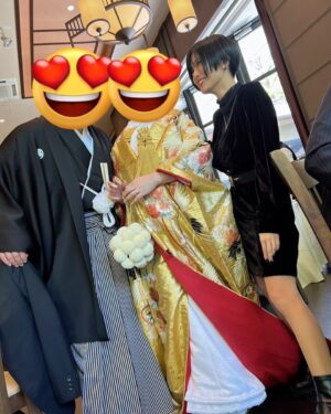 RaMu Instagram - 昨日は急遽地元の友達の結婚式参加してきた！
めちゃくちゃ感動した！！！
お腹にベビたんもいた^_^

めちゃくちゃしあわせもろてしもた…🫶