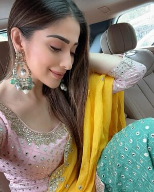 Raai Laxmi Instagram - A moment of grace 👸🏻🩷 🧿