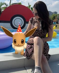 Actress Rachel Brosnahan HD Instagram Photos and Wallpapers July 2024
