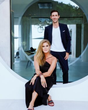 Rachel Hunter Instagram - Lovely work day in Stunning Mallorca ☀️I got to traverse into another moment in this great play of life and had the opportunity to meet with @marcel.remus to see some very beautiful architecture & properties. Thank you to Seb @bookinger @bwmcommunications for inviting me! Here are a few pics from the day 🙌🏽
Makeup - Fabulous  @straight2themax for hair & makeup. 
Photographer - @isafoltin 
Thank you Marcel for a great day! 

🙏🏼☀️🙏🏼

As I go on this journey, mixing in with the life I work in, to this path I have chosen, I have contemplated this. 
The merging of all the facets of internal & external energy. 
The embodiment and integration🙏