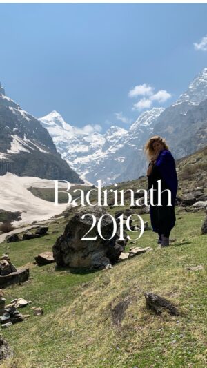 Rachel Hunter Instagram - June 2019 up in Badrinath . One of the many moments that makes the Spiritual Pilgrimage a passage that fills places that you are unaware or fathom you could possibly go. 
I hope you enjoy a glimpse into a Journey that continues for me forever... There is no destination 🙏