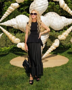 Rachel Zoe Instagram - A few of my summer looks so far what is your favorite ?? Swipe ➡️