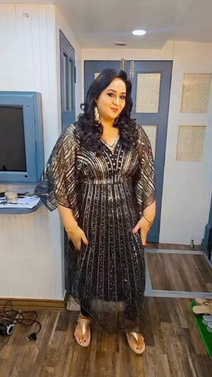 Radha Instagram - Ala appudappudu maa caravan lo we keep up to trend for timepass. 💘

For #neethonedance2 
Stylist @kirthana_sunil 

#achoacho #radhanair #radha
