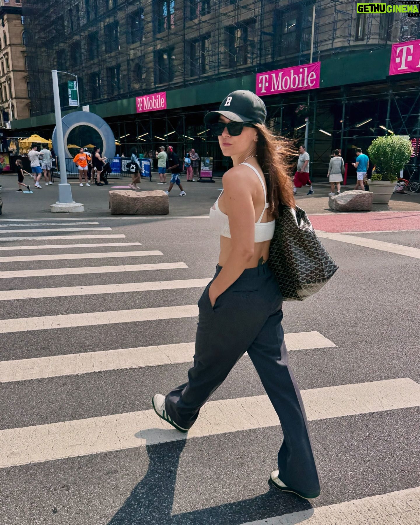 Radka Třeštíková - 6.1K Likes - can I live here?🫠