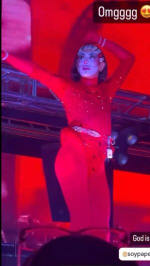 Rafael León Instagram - Un bailecito para que esta semana te haga sentir tus avenas de #beyonce ♥️🔥
En mi casa @babelclub 

#beyonce #beyoncé #beyoncerenaissancetour #renaissance #renaissanceworldtour #ivypark #mypowerchallenge