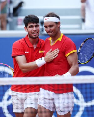 Rafael Nadal Instagram - Quién quiere un poco más de Nadalcaraz? 🤪 VAMOOOOOOOS!!!!! 💪🏻🇪🇸 

📸 Getty