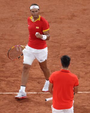 Rafael Nadal Instagram - Vamos España 🇪🇸 
Vamosssssss #Nadalcaraz 💪🏻😉

#Olympic #Paris2024 #tennis 

📸 Getty