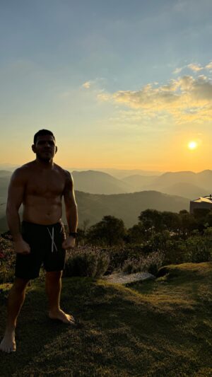 Rafael dos Anjos Instagram - Active recovering👊🏼 #vacation #bjj #mma #ufc #summer #2024 #rda #nature #mountains #sunset
