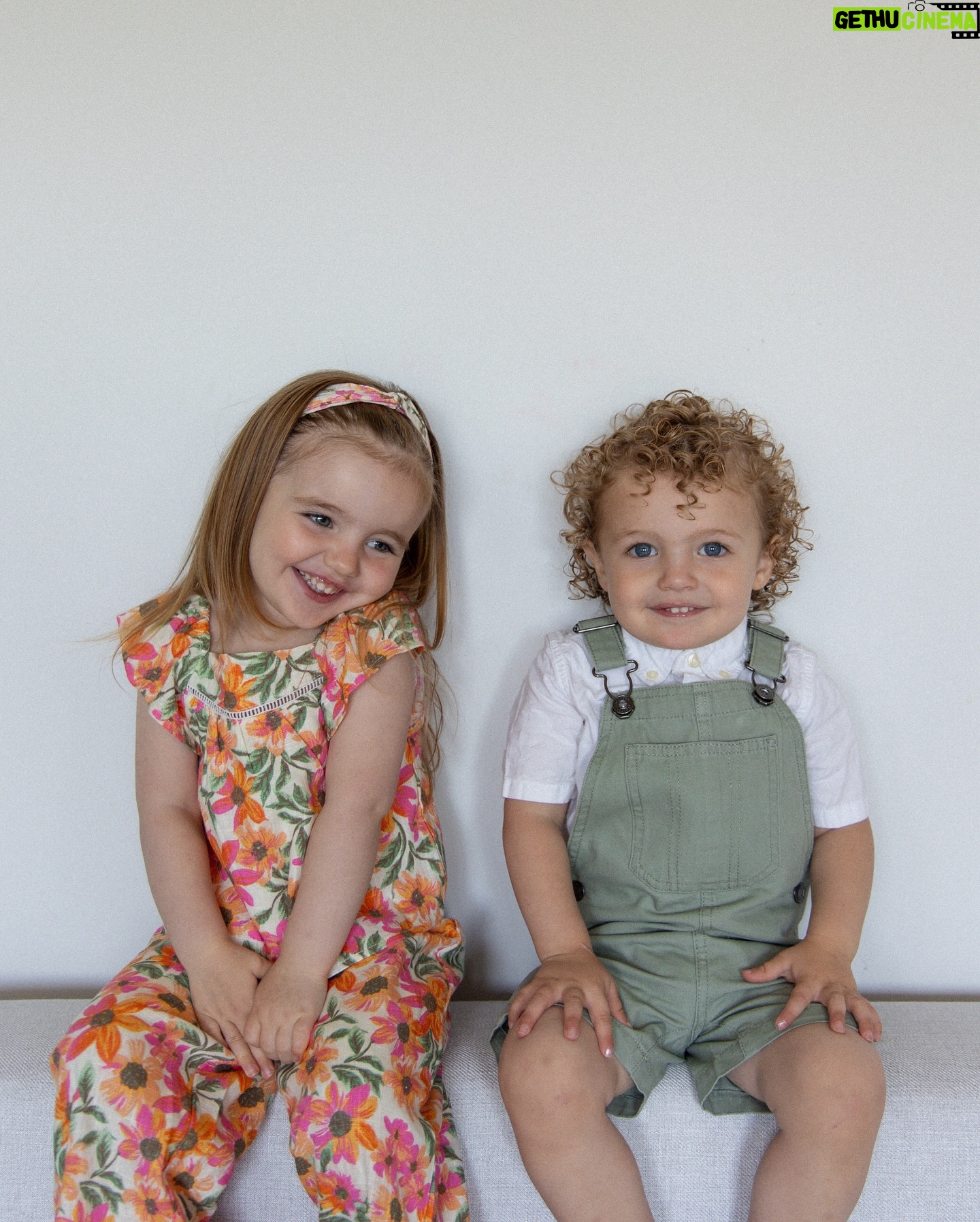 Rafaëlle Roy - 27.6K Likes - Mes enfants.
Pincez-moi quelqu'un. What have I done to deserve them???
😮💨❤️