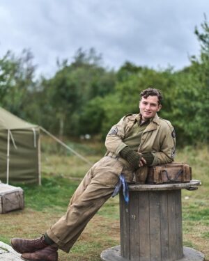 Raff Law Instagram - Premiere day today! 

Couldn’t be prouder to be representing the ground crew as Sgt Ken Lemmons. With such an extraordinary responsibility of being a crew chief and head mechanic at the young age of 19 , responsible for the lives of almost 50 men. Incredible. 

Big love goes out to everyone in my ground crew on this series. You boys gave it everything and was an absolute pleasure to be along side you all. My main man @samjbrownn and @thejackmyers our times out on the hardstands will be remembered and cherished forever. 

I can’t wait for you all to see this remarkable story following the bloody 100th. January 26th on Apple TV plus ❤️