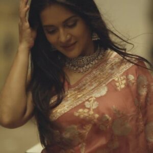 Rafiath Rashid Mithila Instagram - 📸 Captured by MK-Pixels, where every frame tells a story. Stay tuned for the full reveal! ✨

Creative Director: @mkpixels.wedding

Style : Tanzia Tahsin Sinha
Video: Abed Sharif
Saree: @naika_of_london 

#fashionshoot #mkpixels #naikafashion #creativemagic #traditionalmeetsbold