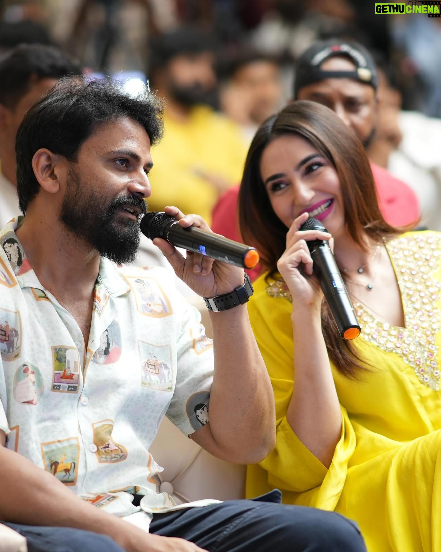 Ragini Dwivedi - 25.1K Likes - FUNSTAGRAM ♥️
Life is about living small moments, supporting each other standing by each other, whether it’s family, friends, colleagues so happy to be a part of the promotions of Kannada Film #hiranya
Watch in theatres near you running successfully
Wishing all the success to @raj_instaofficial for his next film and you will us on screen soon stay tuned 💗
Always a awesome to meet @dhananjaya_ka chat about Films industry, happy to see him grow so well ♥️
Outfit @pallavijaipur
#raginidwivedi #sandalwood #promotion #movies #kannadaactress #kannada #kannadafilm #south #india #international #instagram #instagood #instalike #instamood #instafashion #instapic #trending #trendingnow #trendingnews