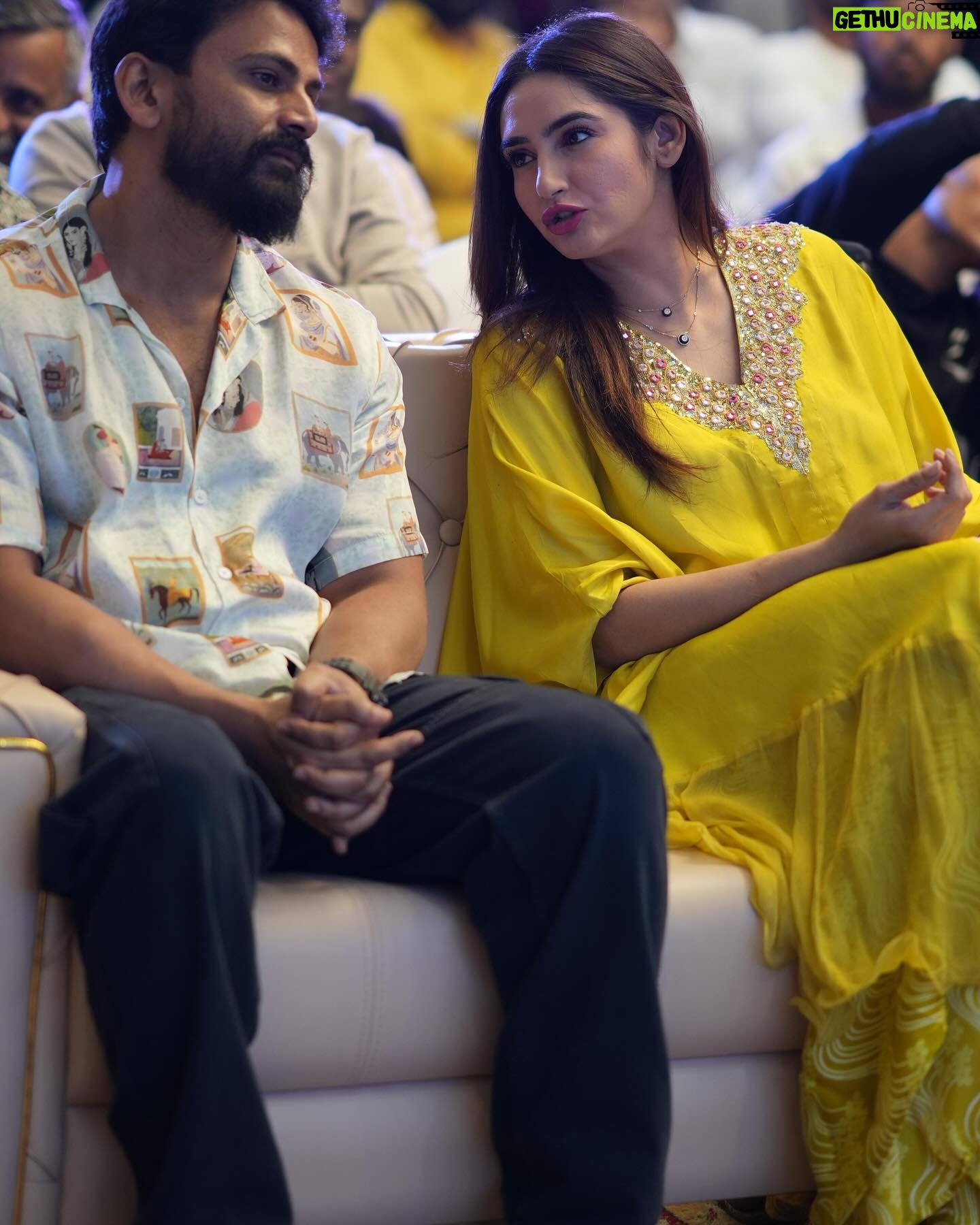 Ragini Dwivedi - 25.1K Likes - FUNSTAGRAM ♥️
Life is about living small moments, supporting each other standing by each other, whether it’s family, friends, colleagues so happy to be a part of the promotions of Kannada Film #hiranya
Watch in theatres near you running successfully
Wishing all the success to @raj_instaofficial for his next film and you will us on screen soon stay tuned 💗
Always a awesome to meet @dhananjaya_ka chat about Films industry, happy to see him grow so well ♥️
Outfit @pallavijaipur
#raginidwivedi #sandalwood #promotion #movies #kannadaactress #kannada #kannadafilm #south #india #international #instagram #instagood #instalike #instamood #instafashion #instapic #trending #trendingnow #trendingnews
