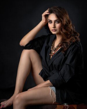 Ragini Dwivedi Instagram - BLACK clothes coffeeeee moooood 🕶️🎬🕶️

Shot by @kiran.venkataramanappa 
Outfit n styling @styleitupwithalisha @alishaa.m0 
Makeup n hair @prettyumakeovers 
Amazing shoot space @jadehospitainment 

#raginidwivedi #actorlife #actor #influencer #poser #shoooting #shootlife #trendingreels #trending #trendingnow #trendsetter #viralpost #viralposts #editorial #model #stylish