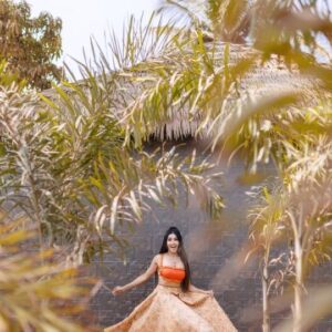 Ragini Prajwal Instagram - In the heart of tradition, amidst summer's glow, love's story continues to grow!✨️
.
Photography: @shootatsight_productions
Venue: @kalanivasthi
Make up & Hair: @makeup_by_preeya
Outfit: @meghakapoorlabel
Jewellery: @arjunaa_jewellers
Stylist: @styleline_bydee
.
#bridalrevolution