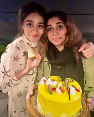 Rahman Instagram - Our precious girl turns another year more fabulous today. Happy birthday to a girl who is so strong, kind, and inspirational. U impress and surprise me and the people around u , year after year. May u always follow your heart and be happy. Aameen. 

#birthday #birthday2024 #rahmansfamily #love #skyresturant #family #shotoniphone14promax #cake #siblings #alisharahman