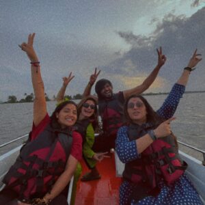 Rakshan Instagram - L . O . V . E