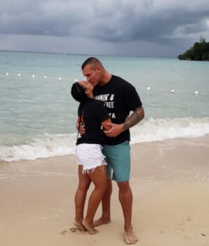 Randy Orton Instagram - In a few days it’ll be 11 amazing years since I met the love of my life. Love you baby ❤️
@kim.orton01