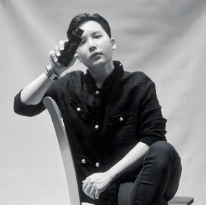 Rangga Moela Instagram - i’m brave,i’m loud,dare to be different.Feeling like #MYSLF with the new fragrance by @yslbeauty ✨

a wood accord that transcends citrus & floral,this fragrance is radical and taps into your expressive self. 
available now at YSL Beauty’s counters,boutique and website yslbeauty.co.id 
#YSLBeauty #YSLBeautyID
