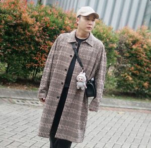 Rangga Moela Instagram - autumn in europe ❌ 
autumn in tangsel ✔️ 🤣✌🏻