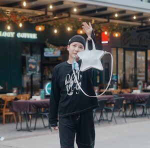 Rangga Moela Instagram - 즐거운 휴일 보내세요 ⭐✨
