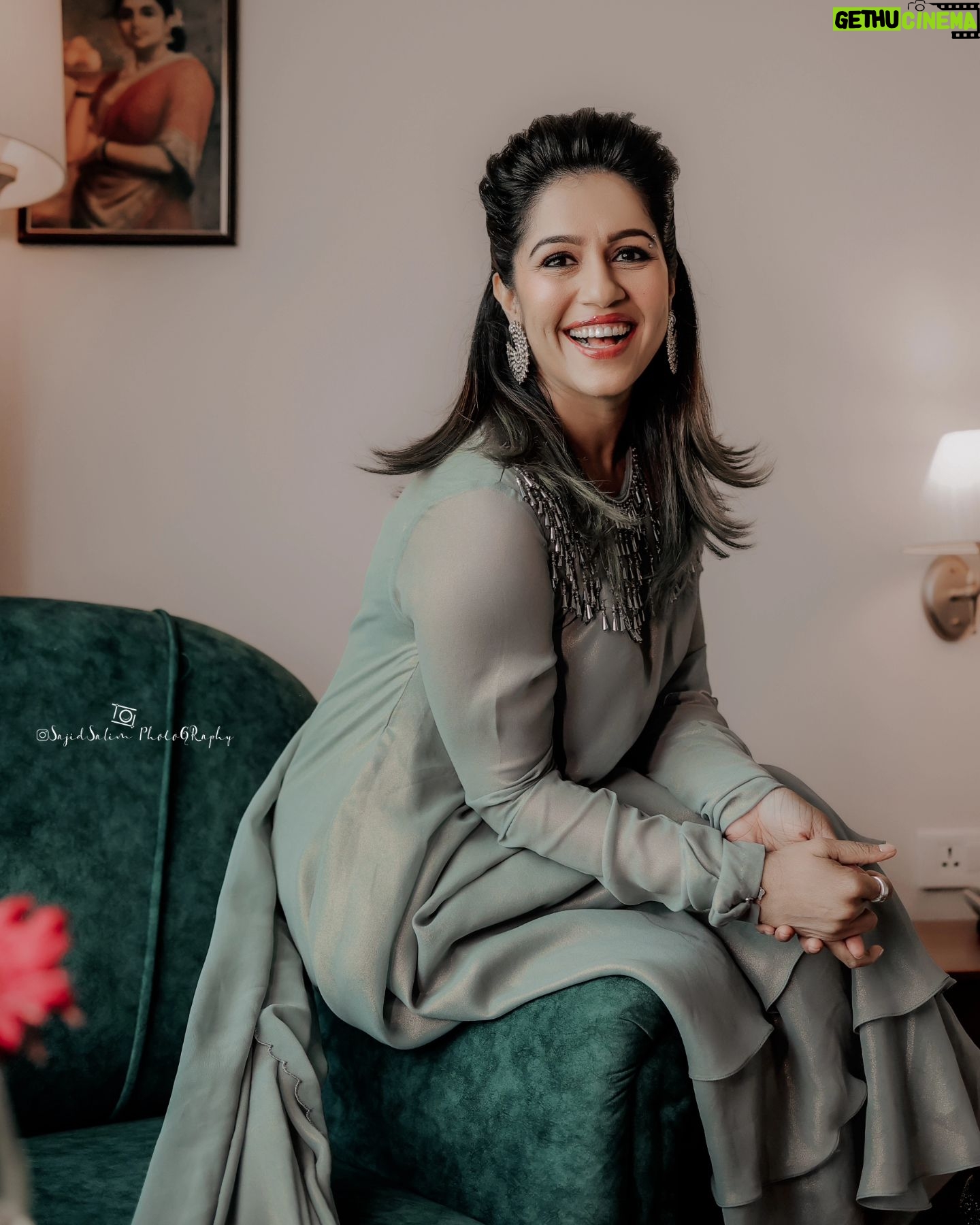Ranjini Haridas - 7.7K Likes - 📷@sajidsalim__
✍🏻🎨 @sreejith_karthika77
Outfit courtesy : @madebymilankochi
💅🏻@rahul_lebeaute @lebeaute_adoor