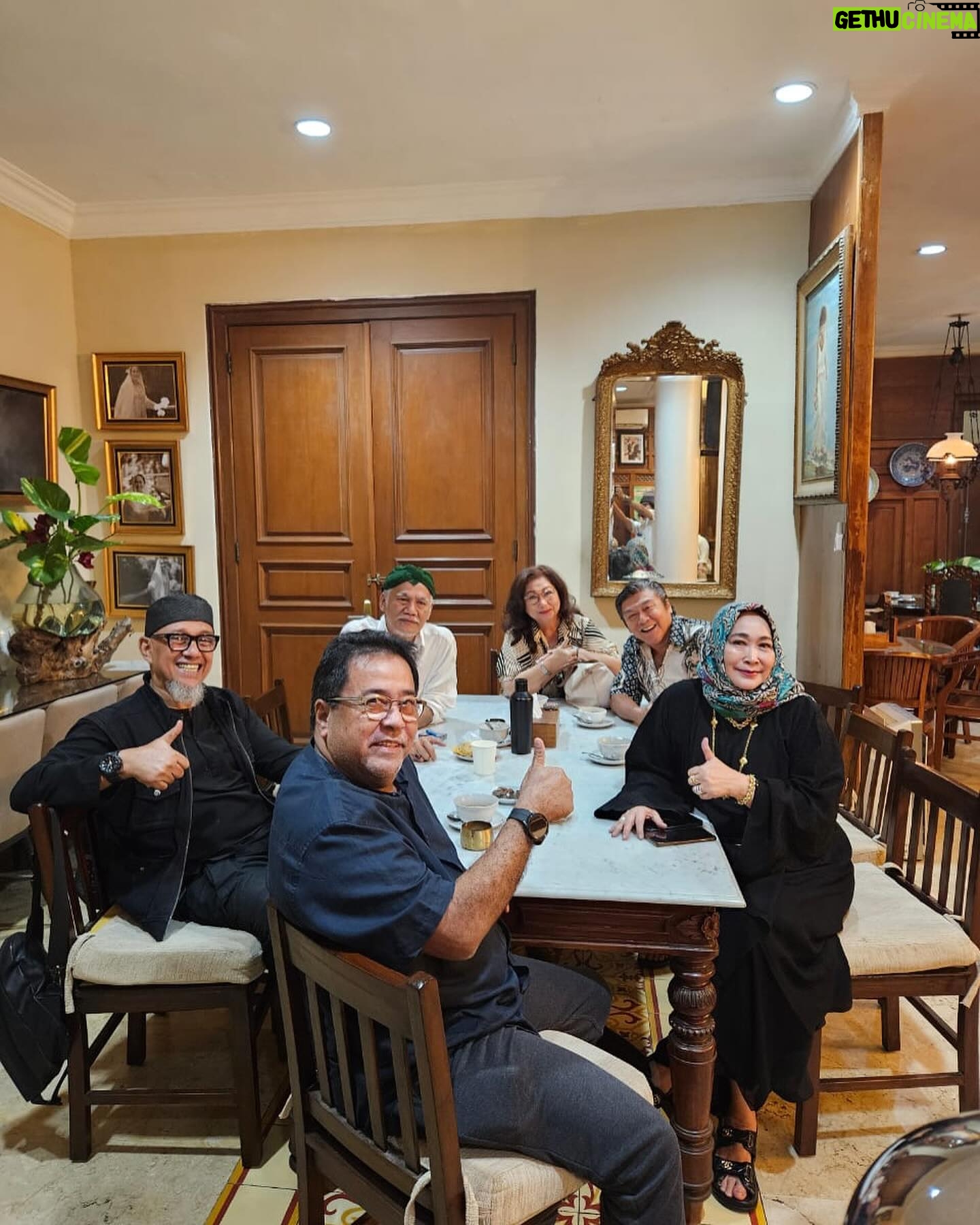 Rano Karno - 2.5K Likes - buka puasa bersama para Cnior D’Rumah Kita Menteng