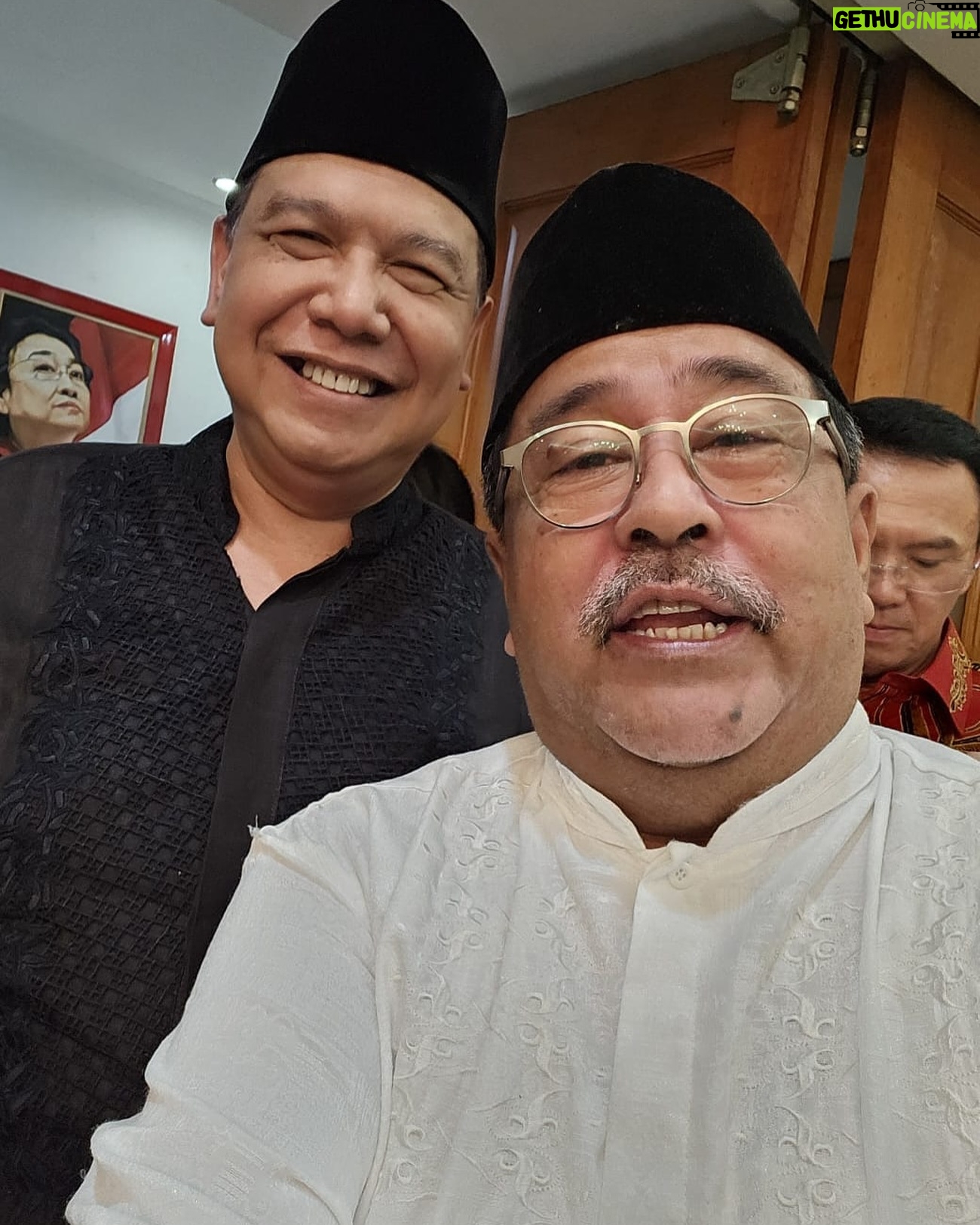 Rano Karno - 3.4K Likes - Selfie dlu sm abang Khairul Tanjung
