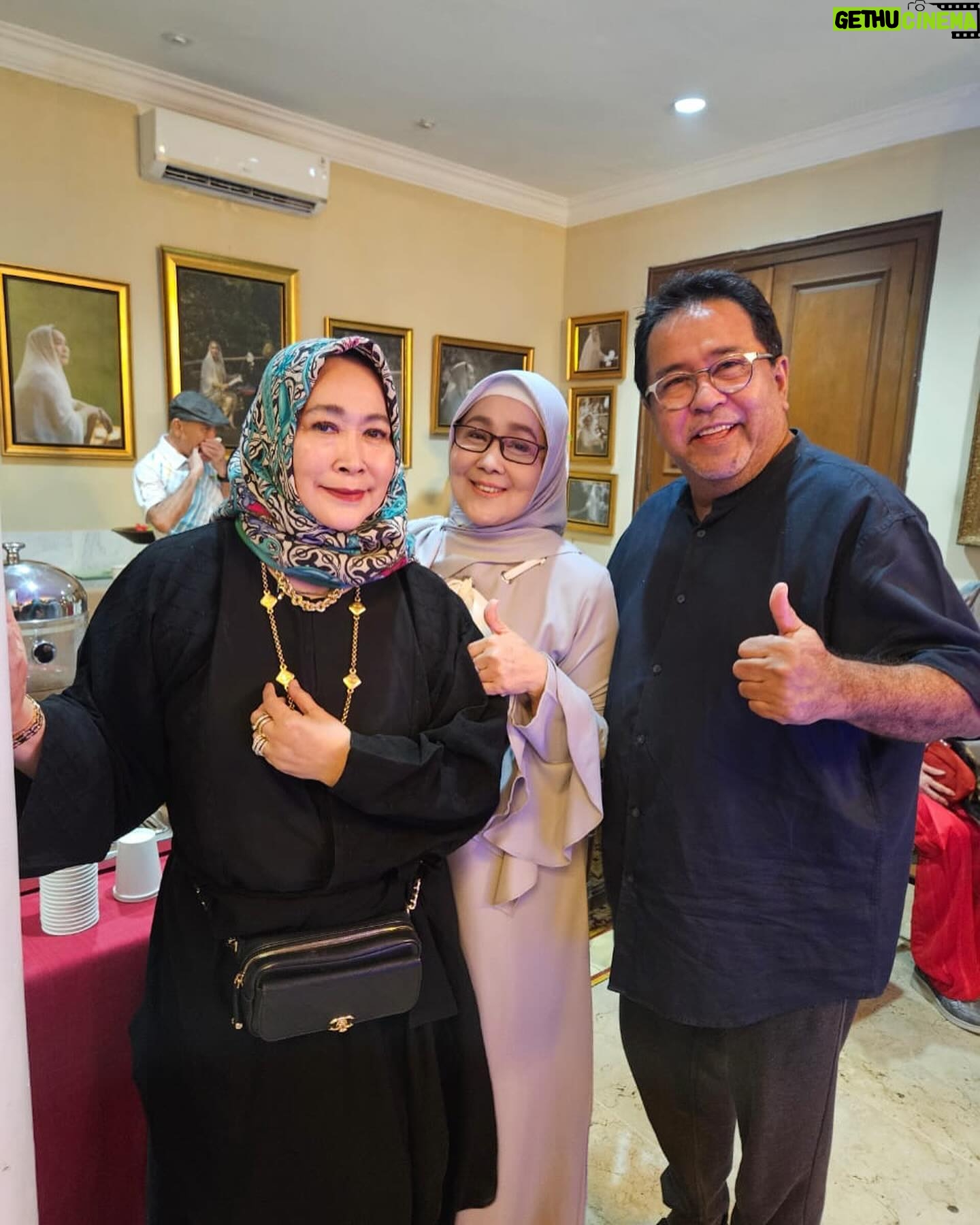 Rano Karno - 5.2K Likes - Teman teman senior buka bersama , kompak sehat selalu 🙏🏼