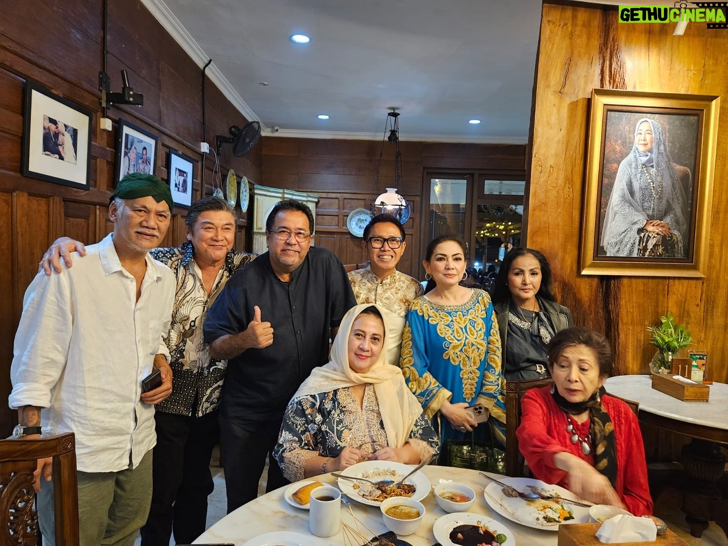 Rano Karno - 1.6K Likes - Met buka puasa