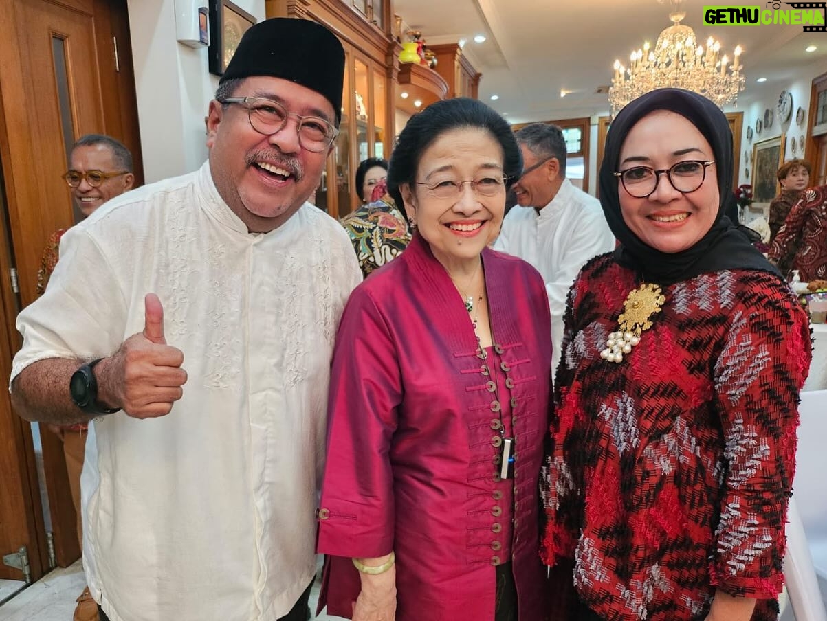 Rano Karno - 11.9K Likes - Silaturahim bersama ibu Mega dan Mbak Puan