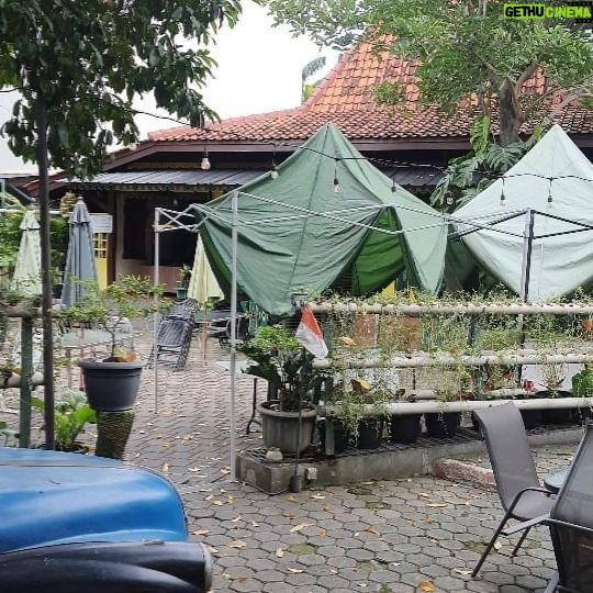 Rano Karno - 1.8K Likes - Haloo sahabat IG, sampe ketemu besok sabtu & minggu ye dr jam 07.30-13.00.. sampe ketemuu kite ngicipin makanan @warungdoel ...
