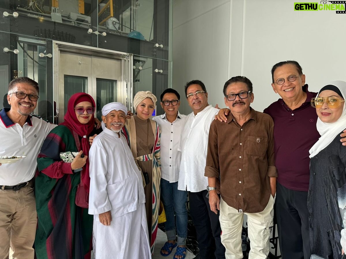 Rano Karno - 2.5K Likes - Terima kasih mas Eko Patrio mau menerima para artis C Nior ber Halal Bi Halal 2024
