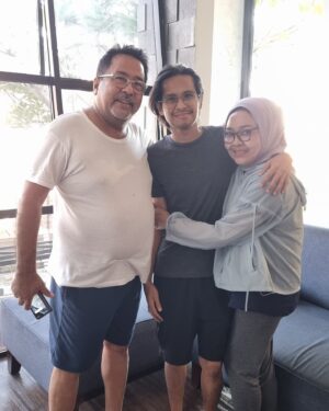 Rano Karno Instagram - HBD Bro Raka, sehat, bahagia dan panjang umur ya🙏🙏