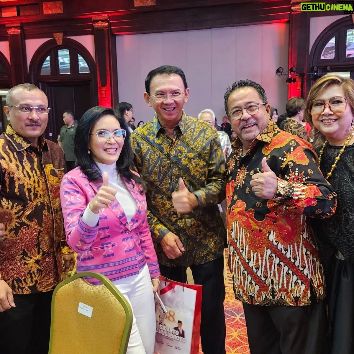Rano Karno - 5.9K Likes - HUT nya Opa Mayjend. Pol Purn. Sidarto Danusubroto...