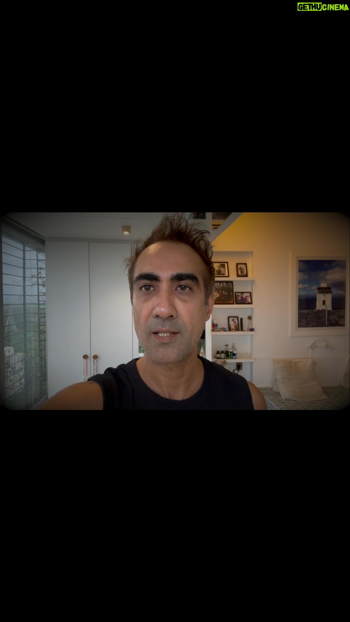 Ranvir Shorey - 12.5K Likes - New #VLOGalert! Ande ka funda! https://youtu.be/jz0CtiKdAkQ?si=T7ZSzWsYj8Be_CZq